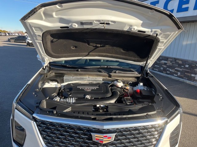 Used 2024 Cadillac XT4 Premium Luxury image 27