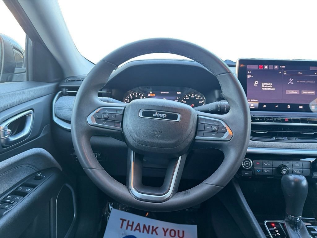 Used 2022 Jeep Compass Latitude image 12