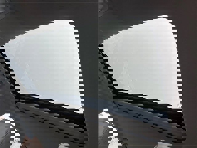 Used 2016 Toyota Avalon XLE Premium image 19