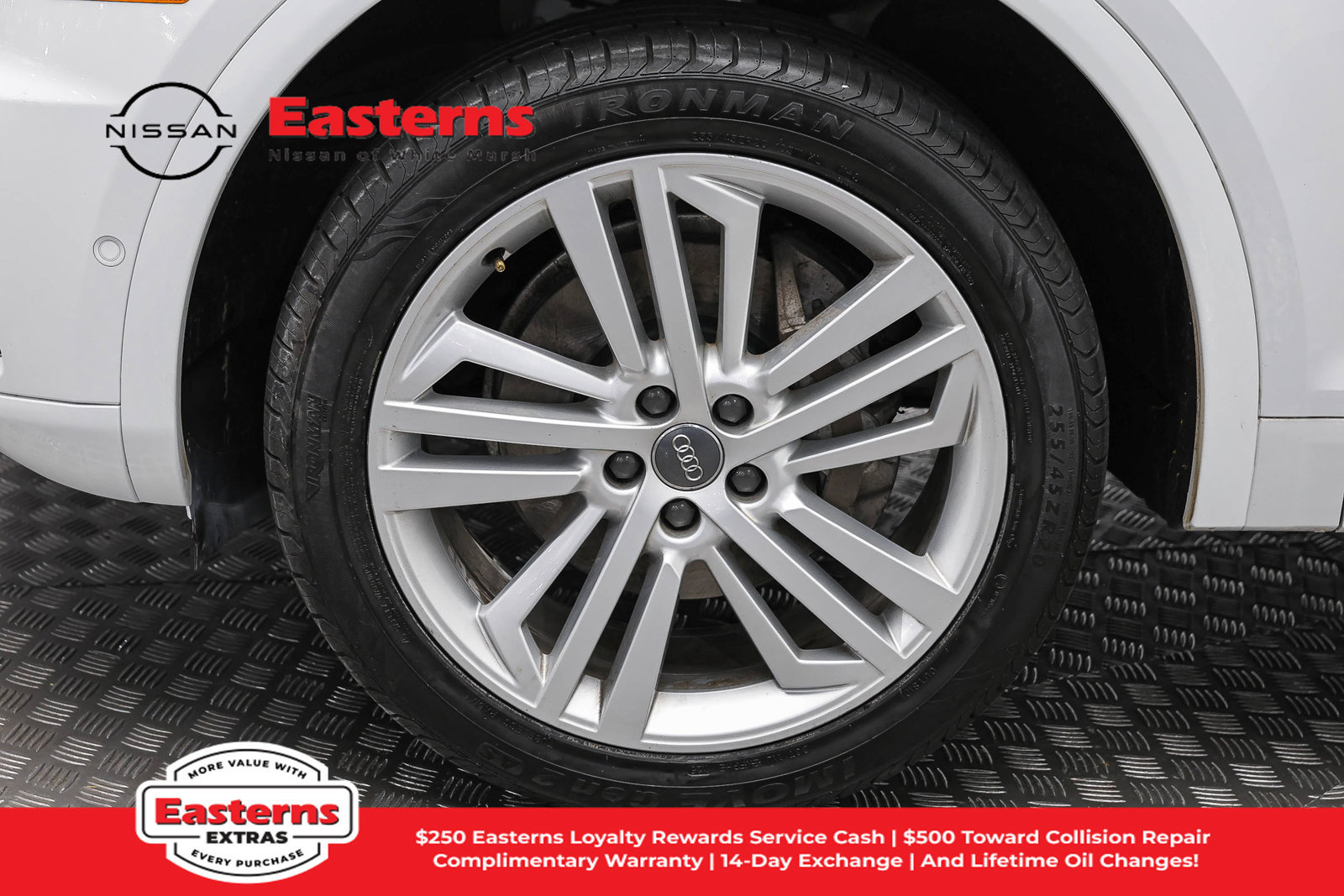 Used 2020 Audi Q5 Prestige AWD/4WD image 35