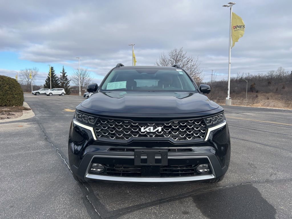 Used 2023 Kia Sorento SX Prestige image 2