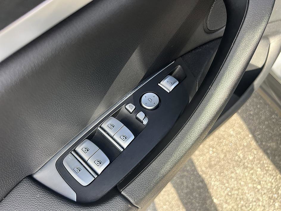 Used 2024 BMW X3 xDrive30i image 21