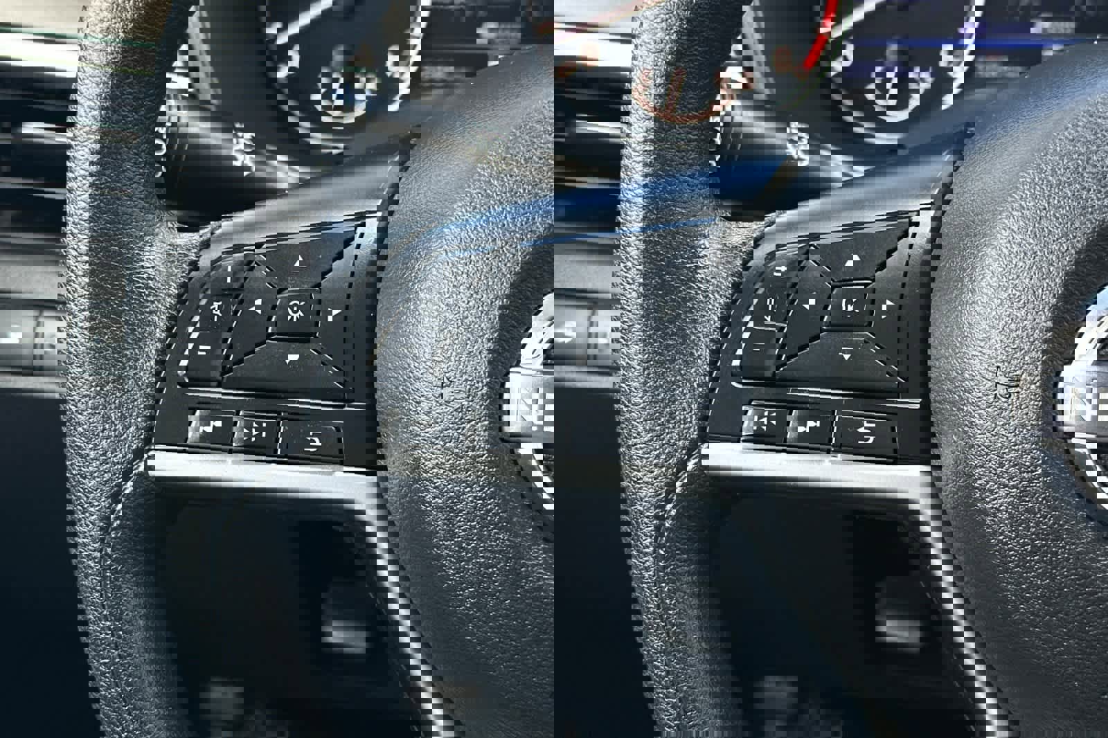 Used 2024 Nissan Altima 2.5 SV image 25