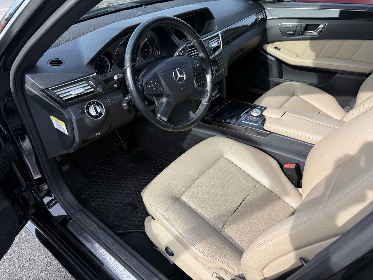 Used 2011 Mercedes-Benz E 350 4MATIC Wagon image 7