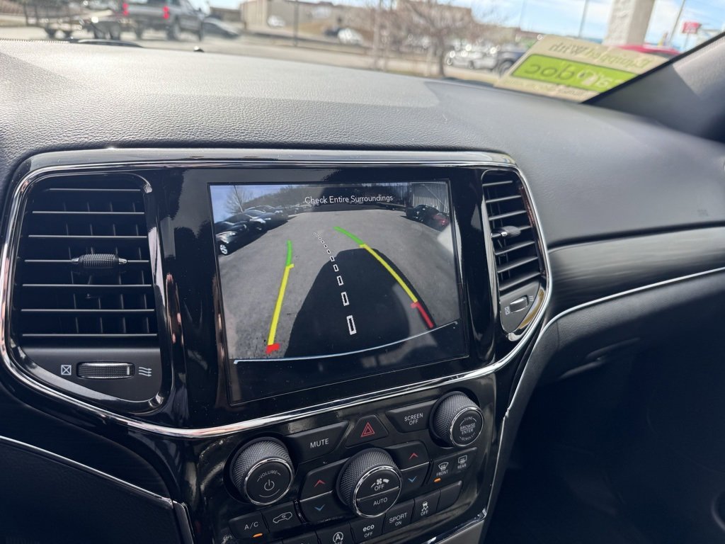 Used 2021 Jeep Grand Cherokee Limited image 23