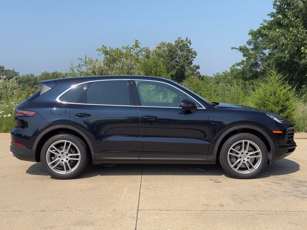 Certified 2023 Porsche Cayenne AWD/4WD image 8