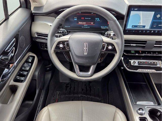 Used 2024 Lincoln Corsair Grand Touring AWD/4WD image 14