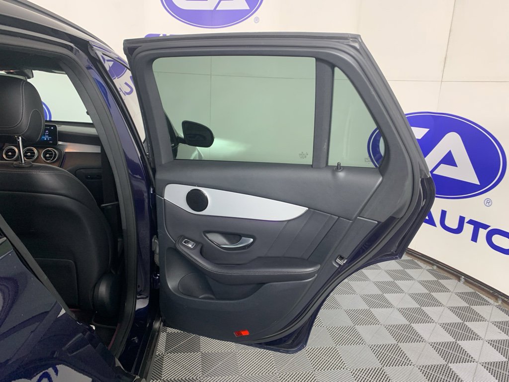 Used 2021 Mercedes-Benz GLC 300 w/ AMG Line image 39