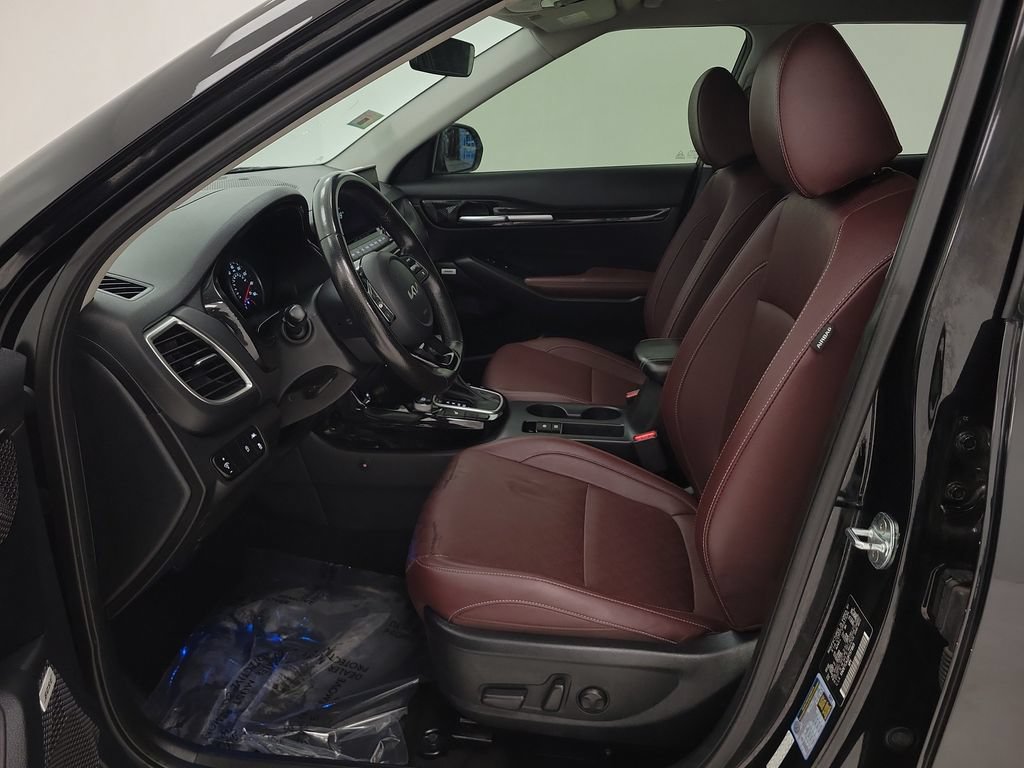 Used 2023 Kia Seltos SX AWD/4WD image 7