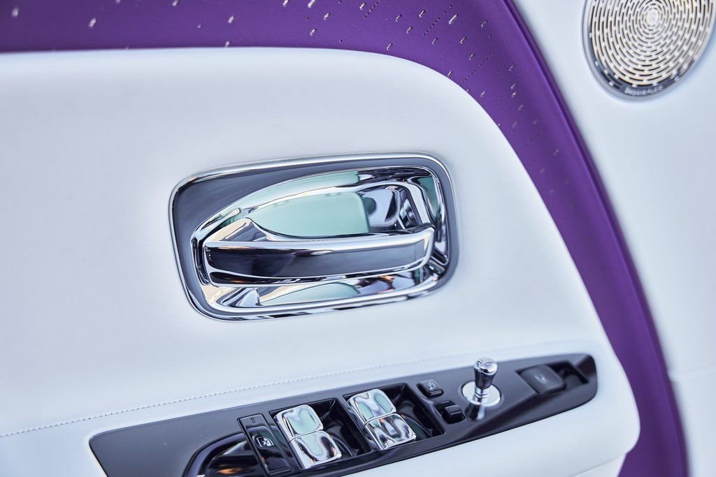 Used 2024 Rolls-Royce Spectre w/ Spectre Launch Package image 22