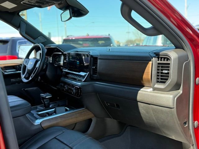 Used 2023 Chevrolet Silverado 1500 High Country w/ Z71 Off-Road Package AWD/4WD image 18