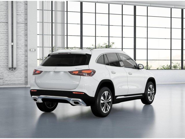 Used 2024 Mercedes-Benz GLA 250 4MATIC w/ Exclusive Package image 34