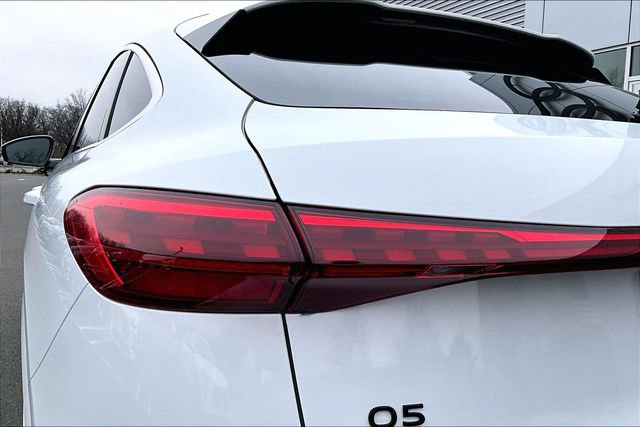 Used 2025 Audi Q5 Premium Plus w/ Premium Plus image 22