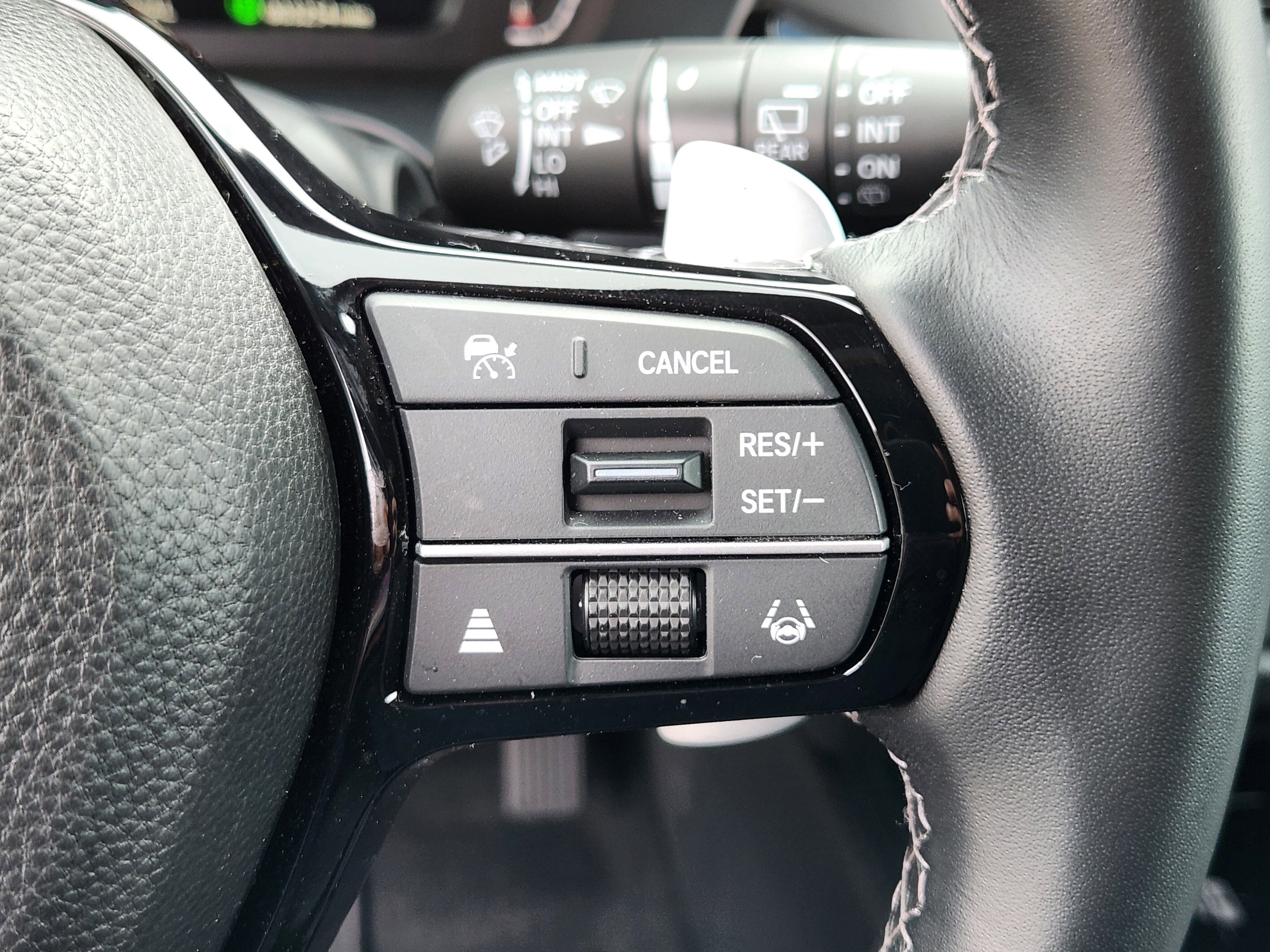 Certified 2025 Acura ADX AWD image 24
