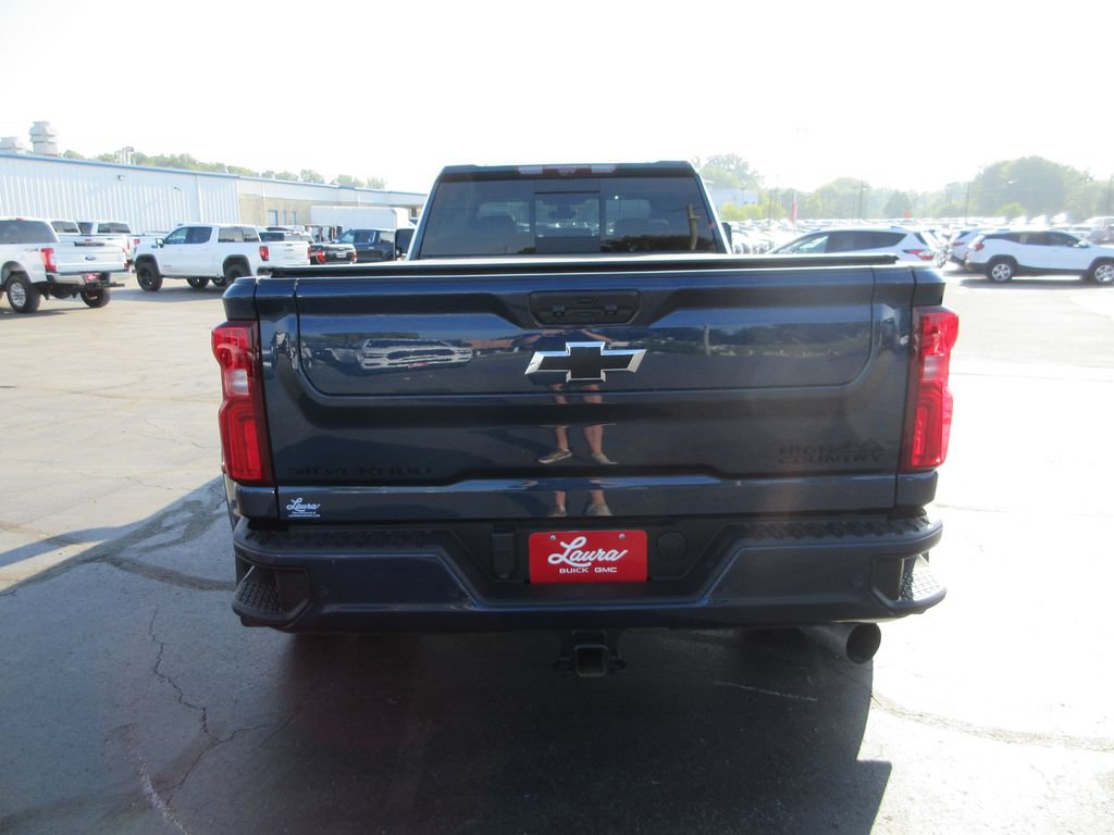 Certified 2023 Chevrolet Silverado 3500 High Country AWD/4WD image 7