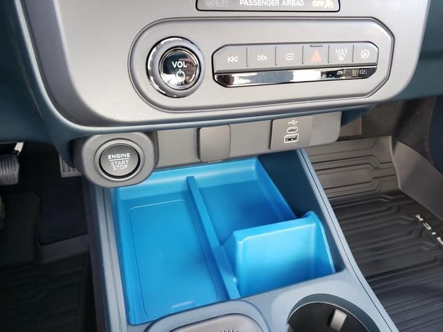 New 2025 Ford Maverick XLT w/ Equipment Group 301A image 21