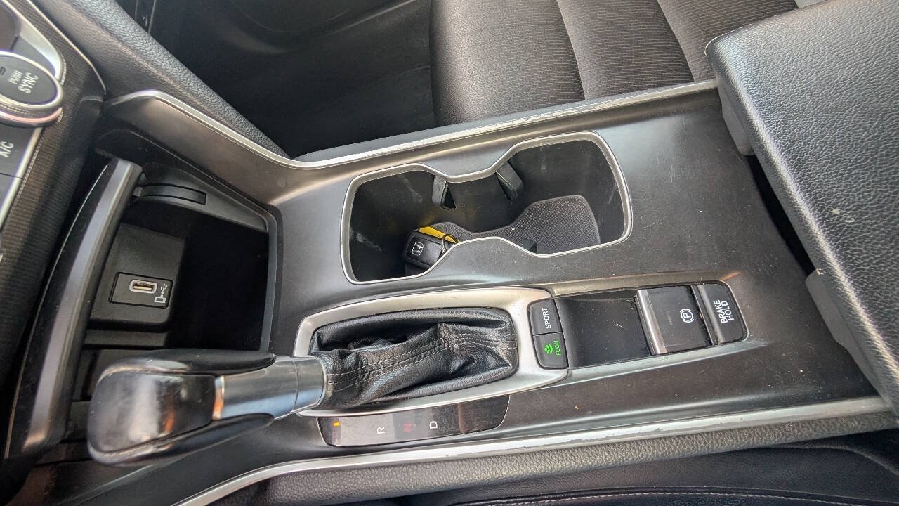 Used 2018 Honda Accord Sport image 5
