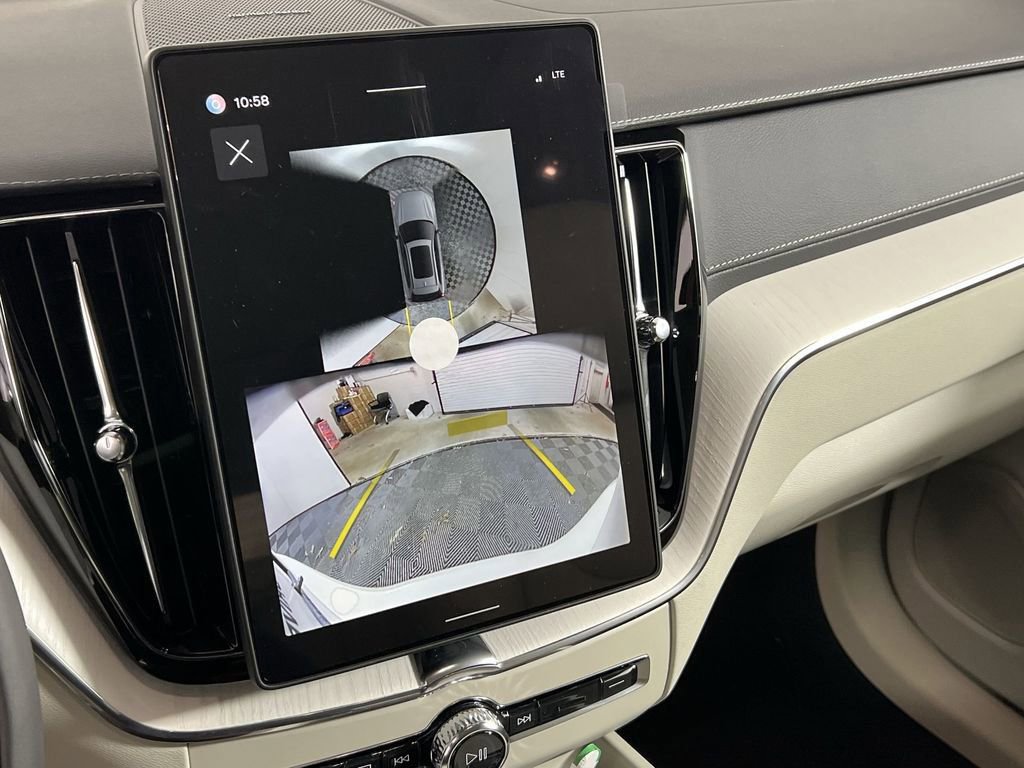 New 2026 Volvo XC60 B5 Ultra w/ Climate Package image 21