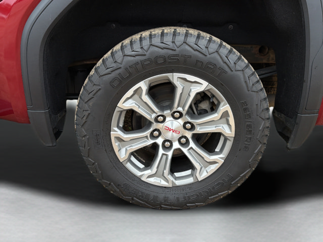 Used 2019 GMC Sierra 1500 SLT w/ X31 Off-Road Package AWD/4WD image 26