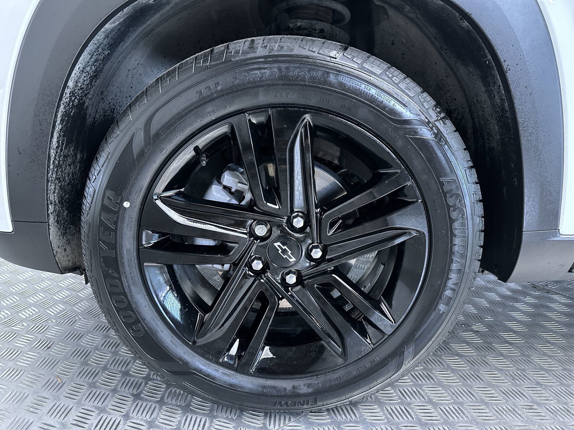 Used 2025 Chevrolet Trax ACTIV w/ Driver Confidence Package FWD image 24