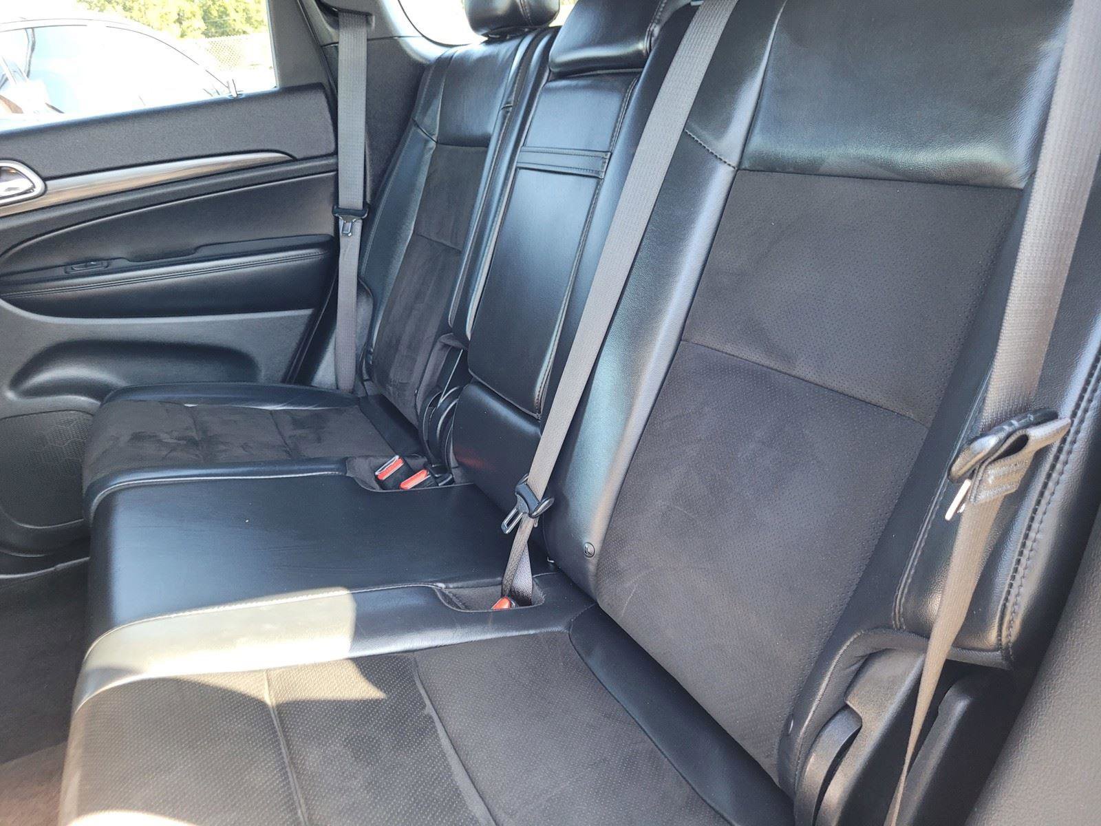 Used 2019 Jeep Grand Cherokee Altitude image 16