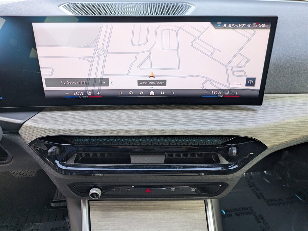 Used 2025 BMW 330i Sedan image 23