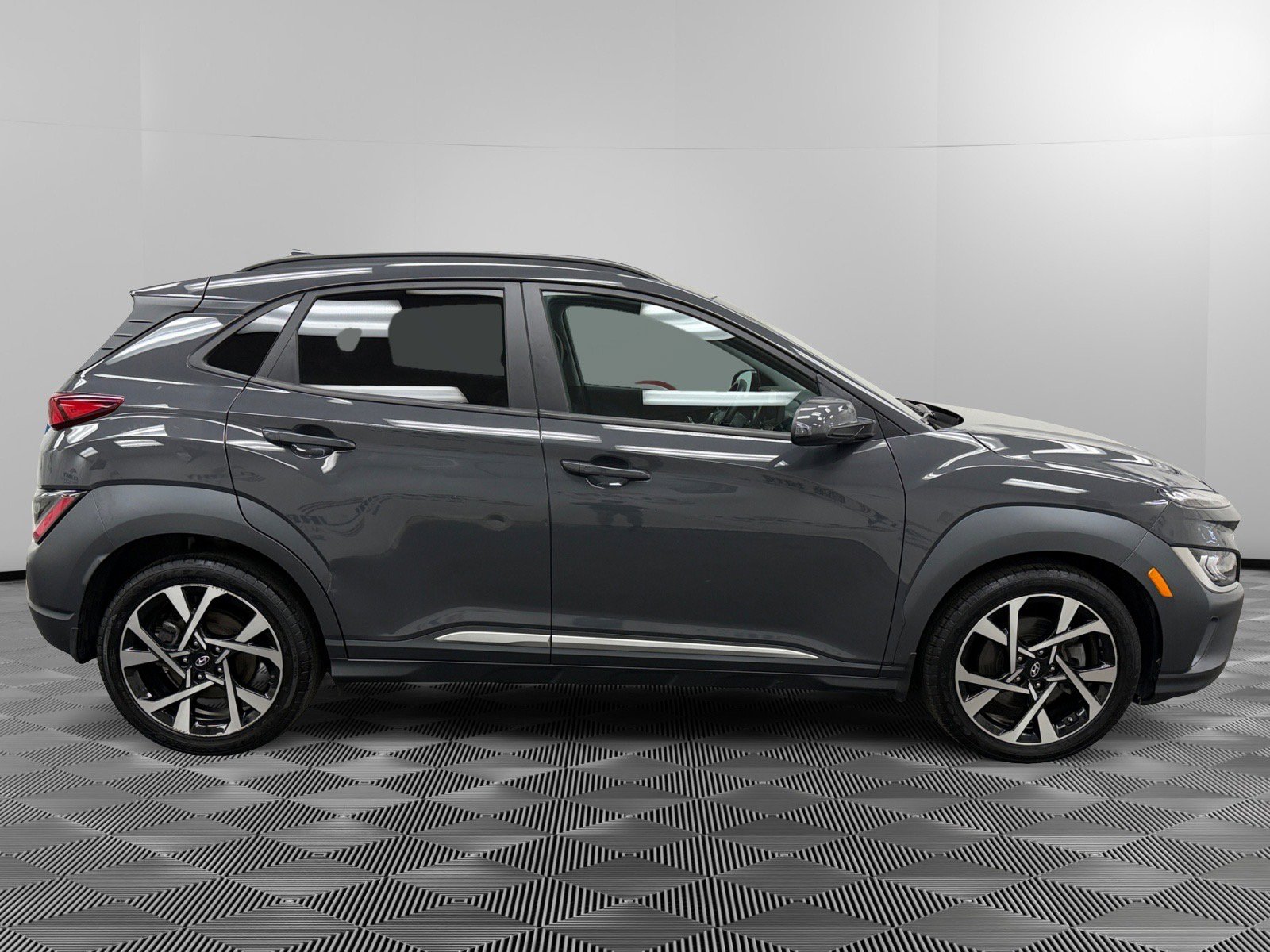 Certified 2023 Hyundai Kona Limited w/ Cargo Package image 6