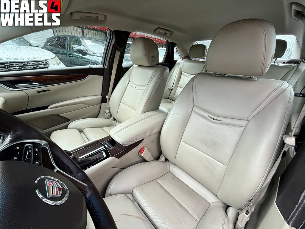 Used 2014 Cadillac XTS Luxury FWD image 12