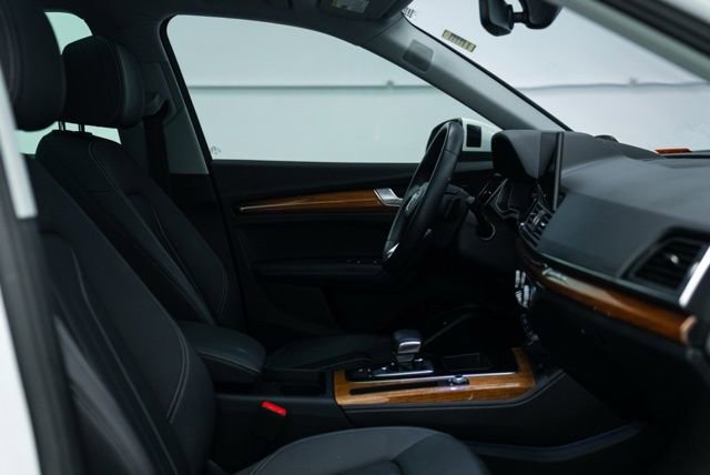 Used 2023 Audi Q5 2.0T Premium Plus w/ Premium Plus Package image 11