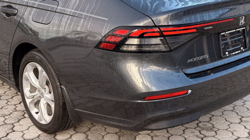 Used 2023 Honda Accord LX image 16