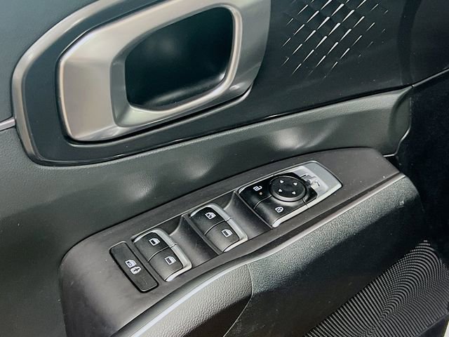 Certified 2024 Kia Sorento S image 18