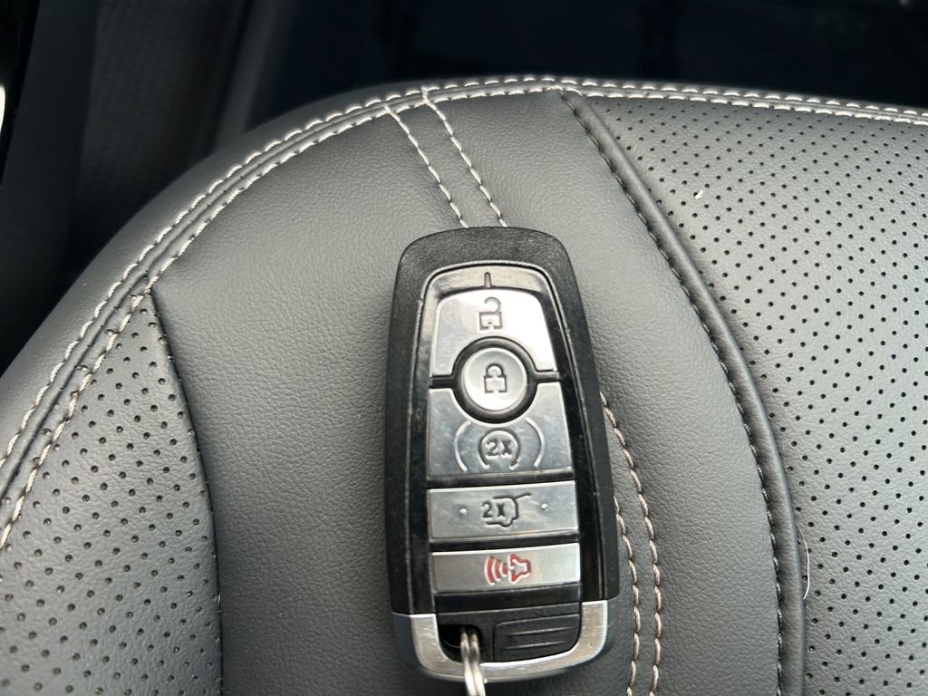 Used 2024 Ford Mustang Mach-E Premium image 33