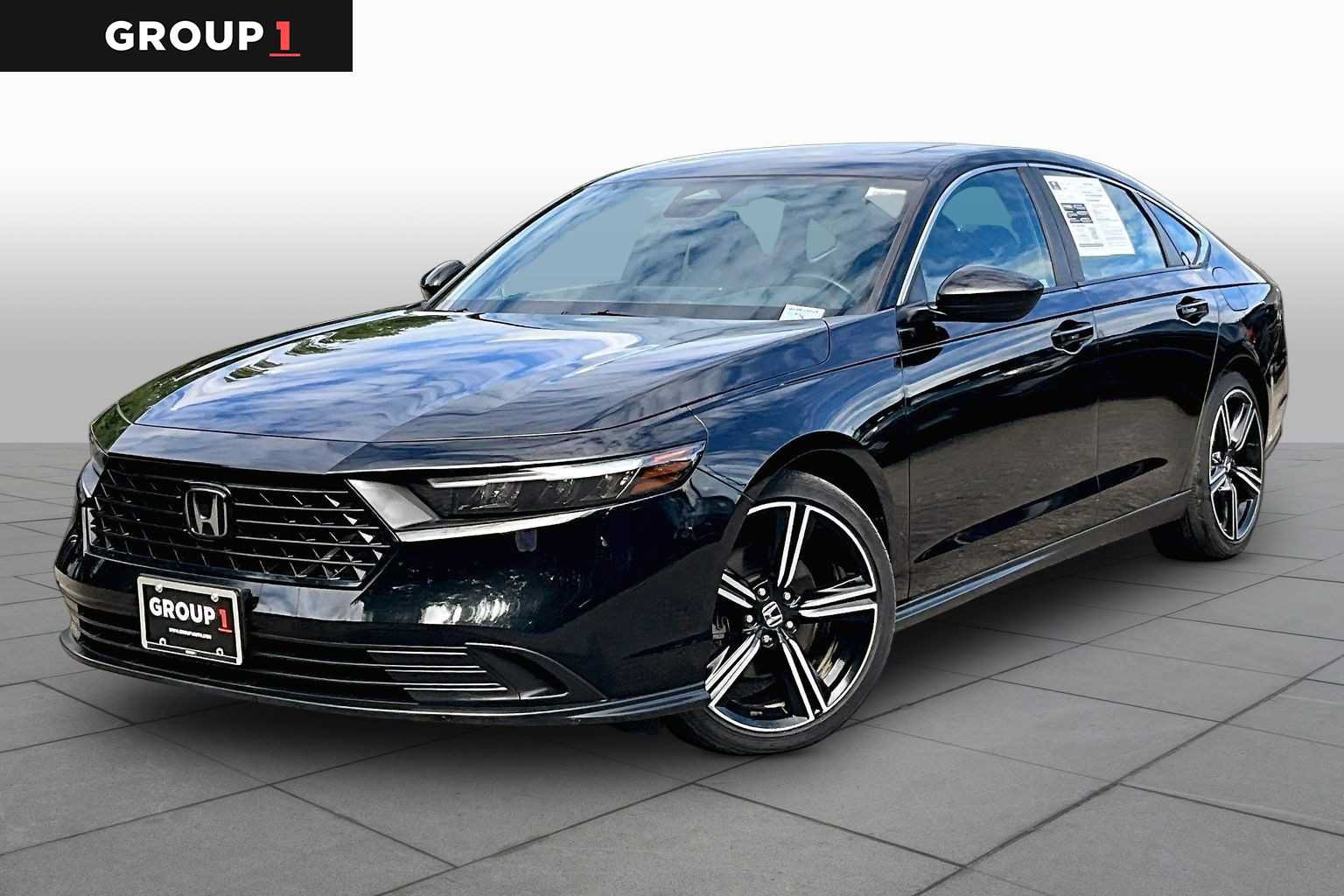 Used 2023 Honda Accord Sport image 1
