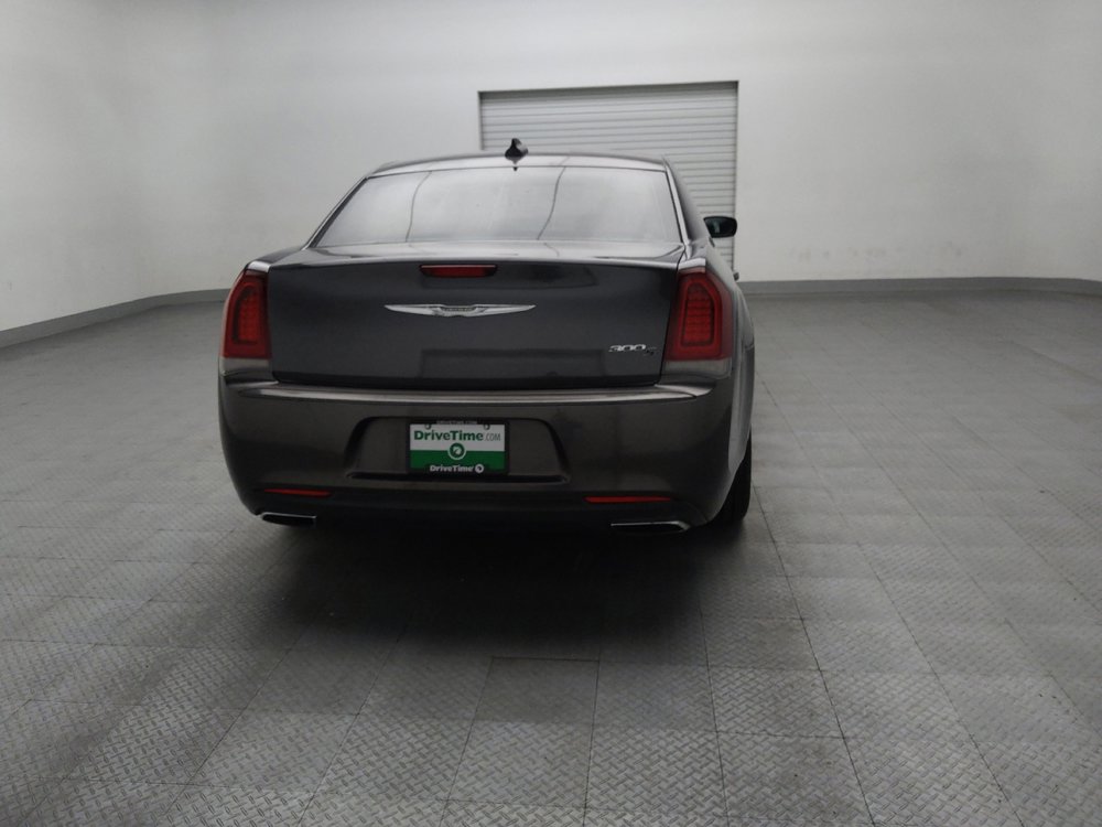 Used 2015 Chrysler 300 S RWD image 7
