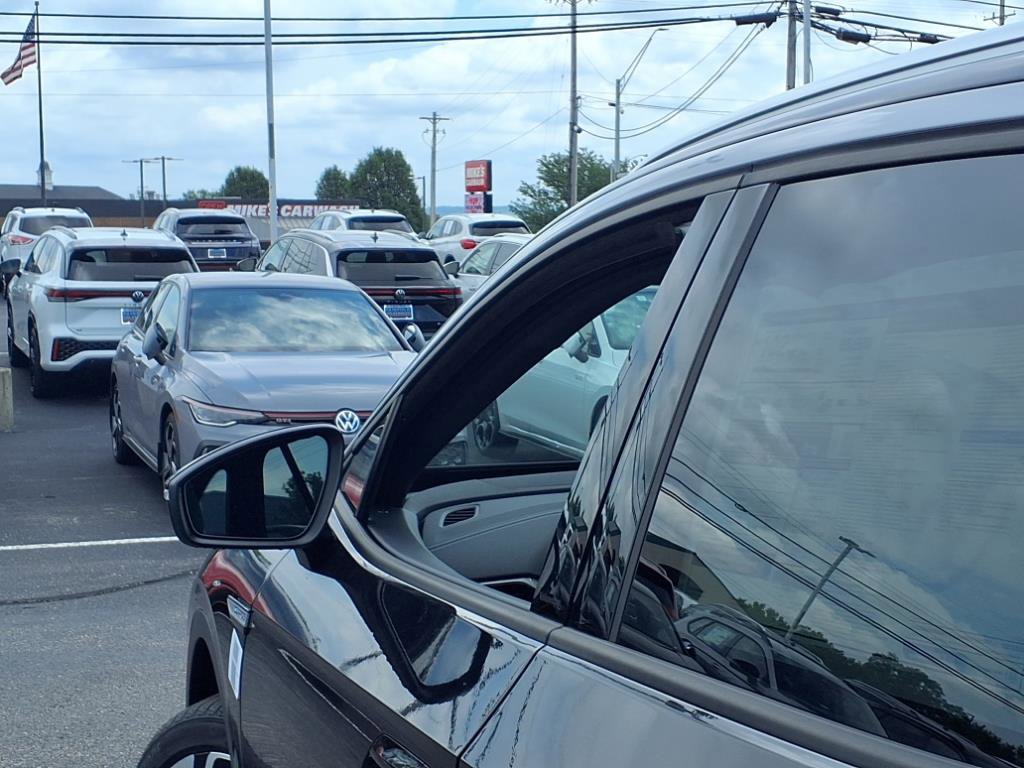 New 2025 Volkswagen ID.4 Pro S Plus image 23