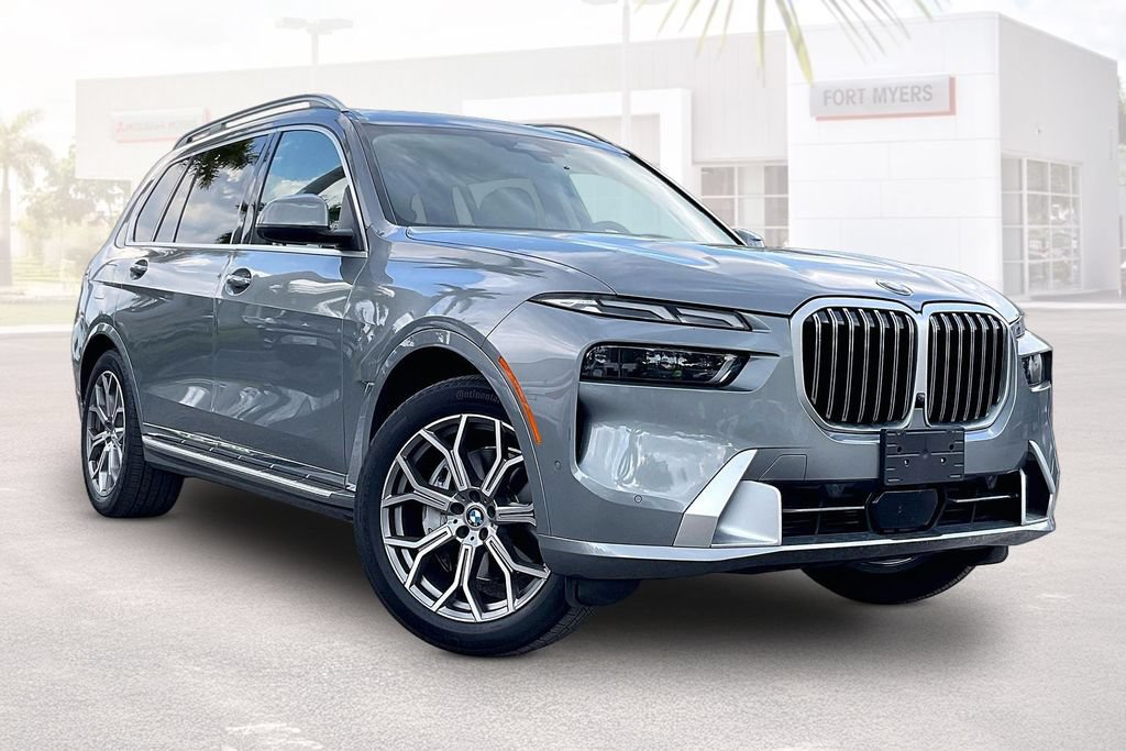 Used 2026 BMW X7 xDrive40i AWD/4WD image 1