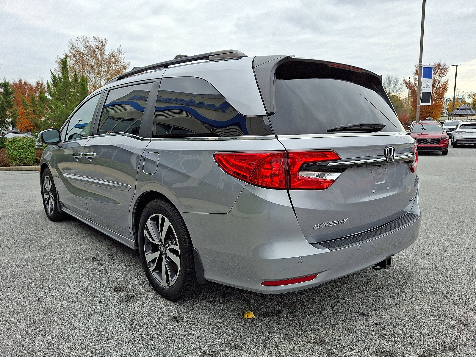 Used 2021 Honda Odyssey Touring image 4