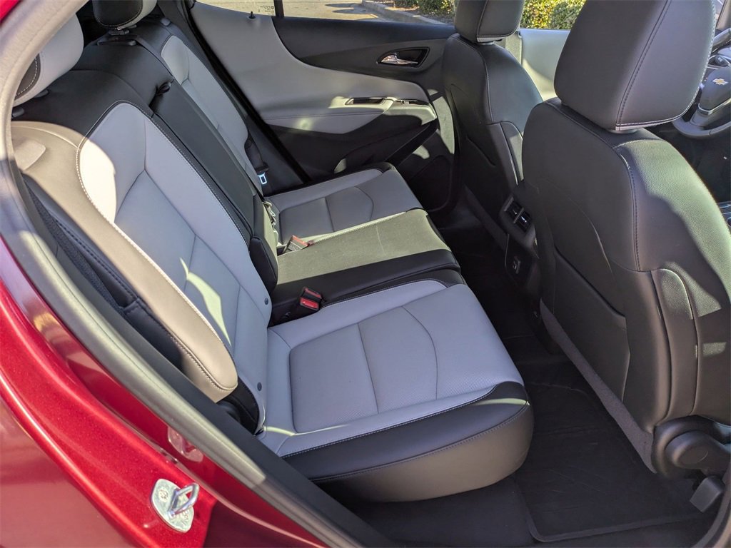 Used 2021 Chevrolet Equinox Premier image 36