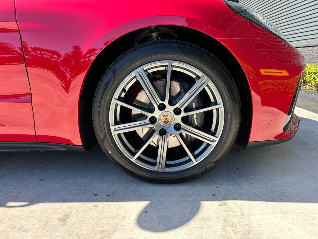 Used 2026 Porsche Panamera image 15