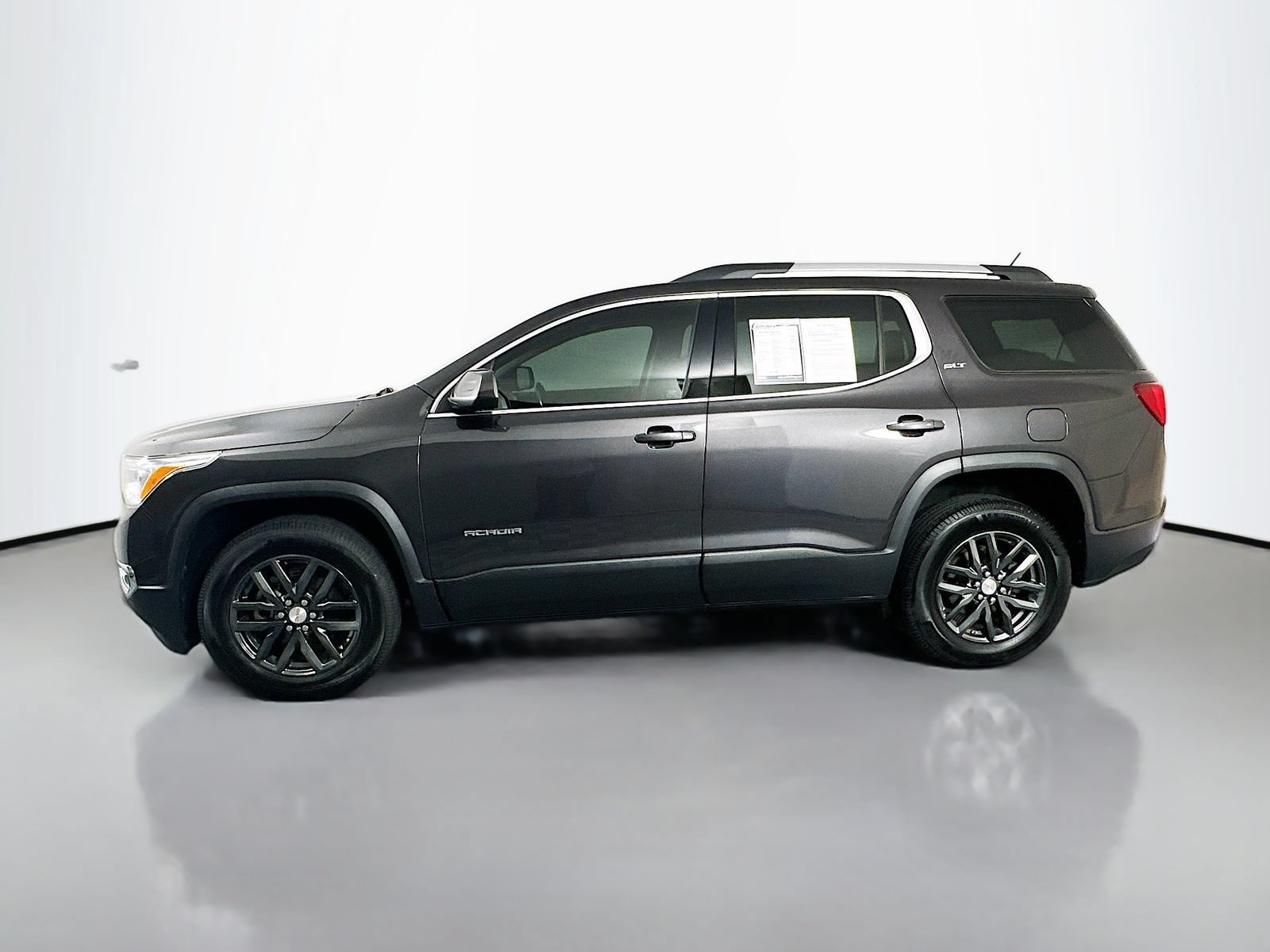 Used 2019 GMC Acadia SLT FWD image 4