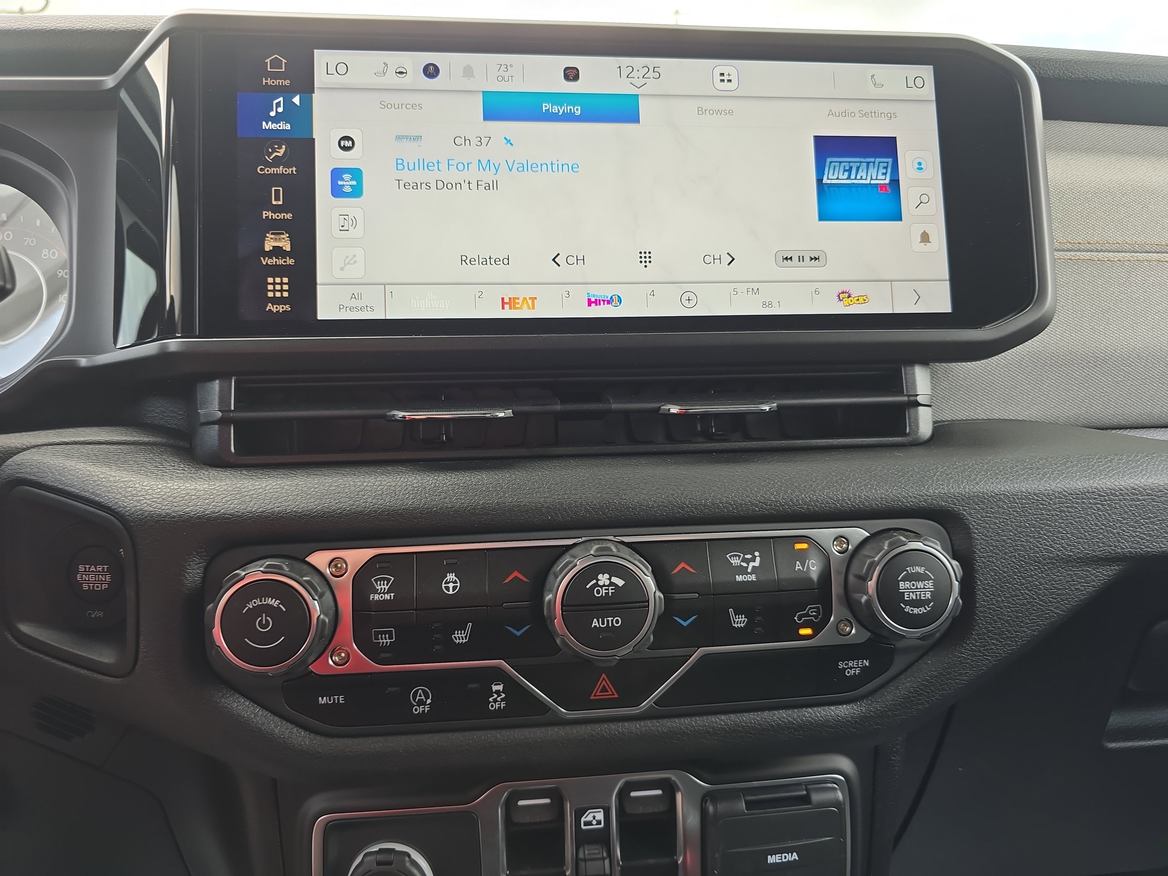 New 2025 Jeep Wrangler Sport S image 26