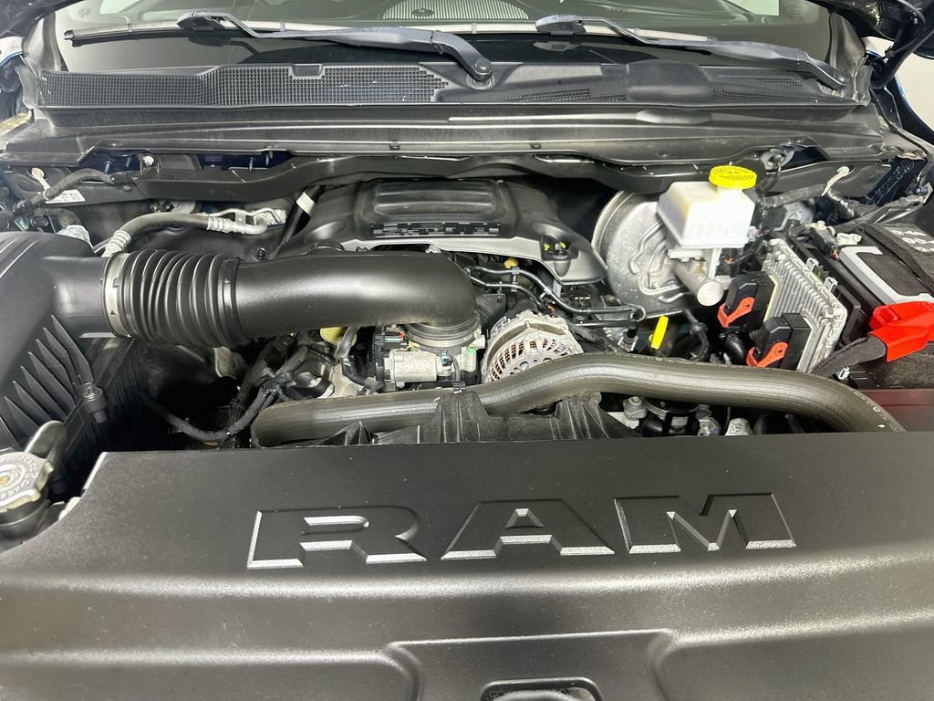 Used 2022 RAM 1500 Limited w/ Body-Colour Bumper Group AWD/4WD image 9