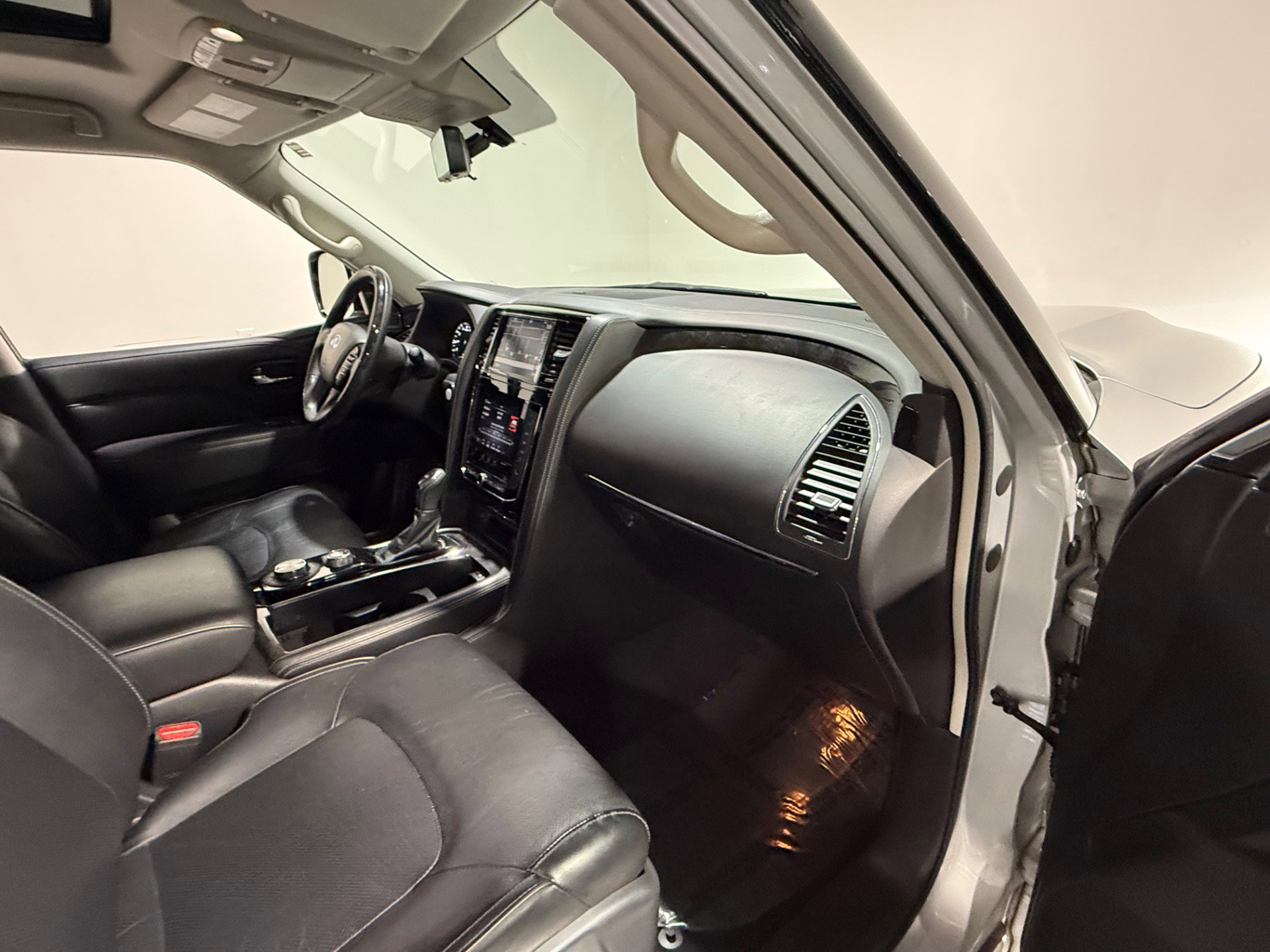 Used 2020 INFINITI QX80 Luxe w/ Proassist Package image 30