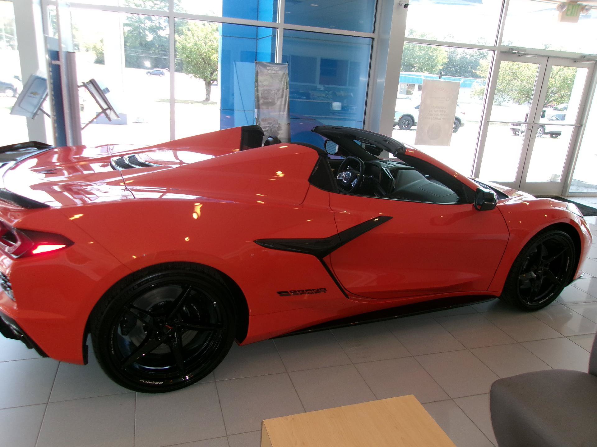 New 2027 Chevrolet Corvette Grand Sport RWD image 8