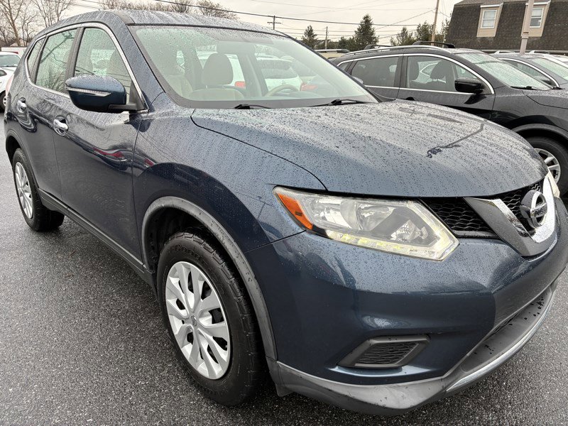 Used 2015 Nissan Rogue S image 3