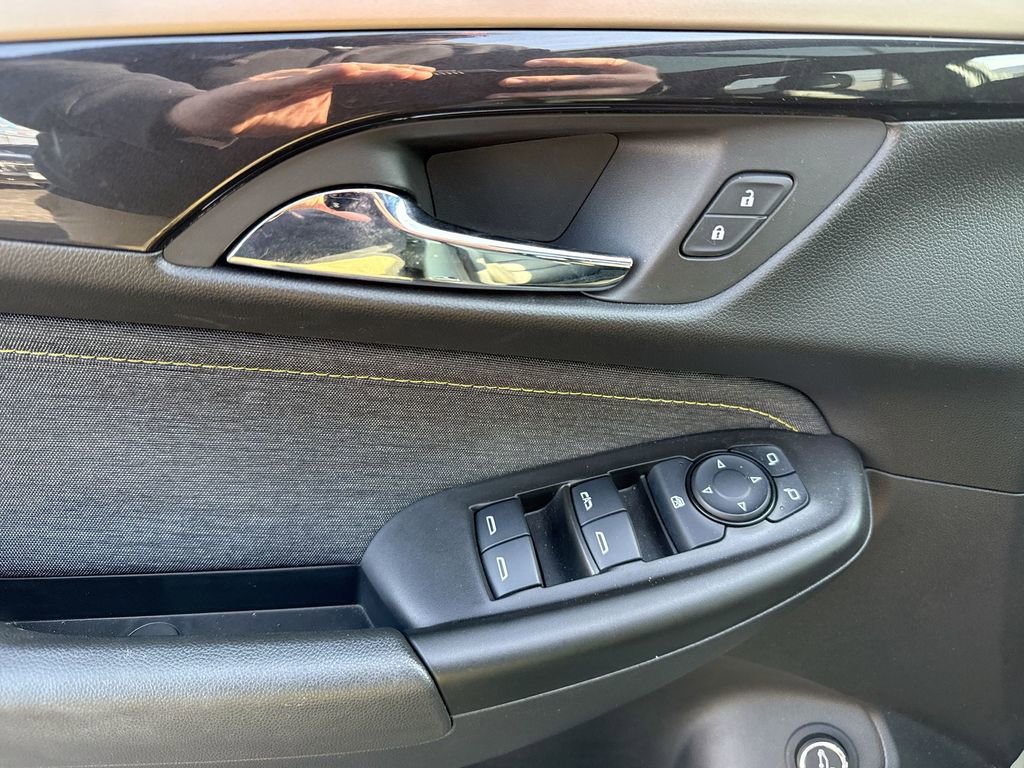 Used 2024 Chevrolet TrailBlazer ACTIV w/ Convenience Package image 25