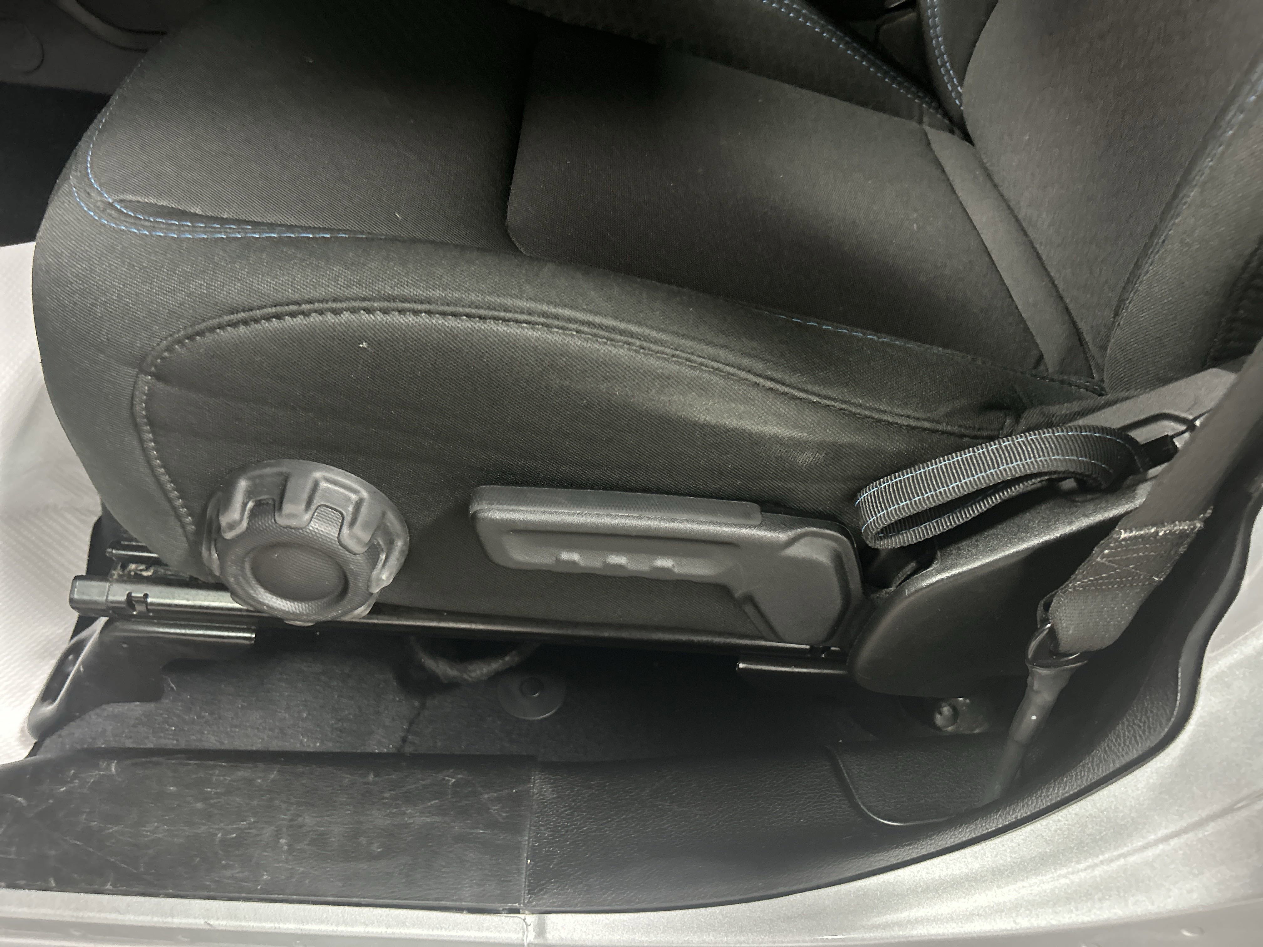 Used 2024 Jeep Wrangler Unlimited Rubicon 4xe image 13