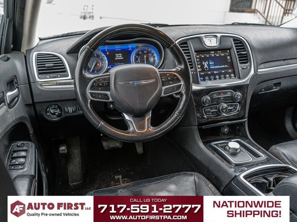 Used 2020 Chrysler 300 Limited AWD/4WD image 12