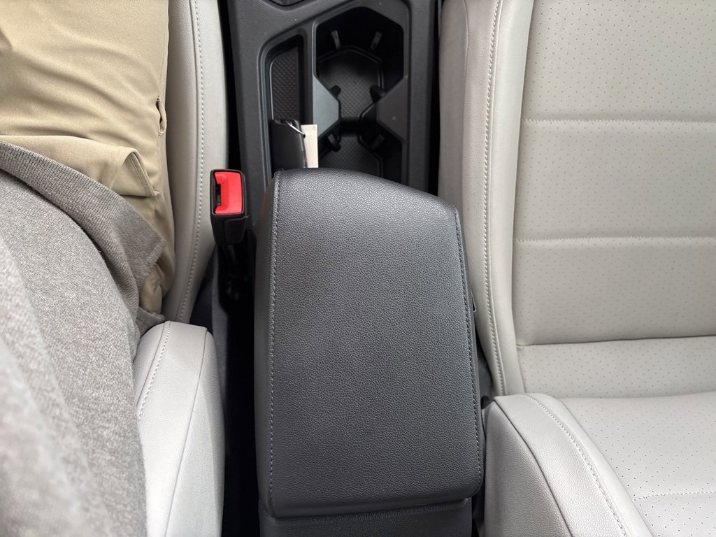 Used 2020 Volkswagen Tiguan SEL image 19