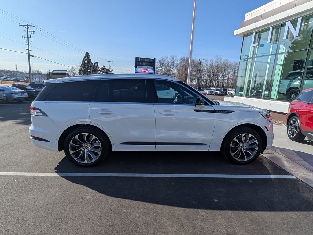 Used 2021 Lincoln Aviator Grand Touring w/ Equipment Group 301A image 6